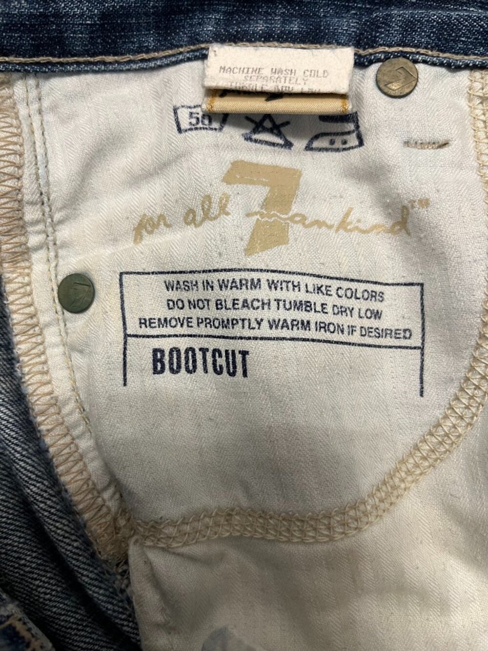 7 For All Mankind Bootcut Jeans - Women's Size 24x29 -100% Cotton - Picture 5 of 6